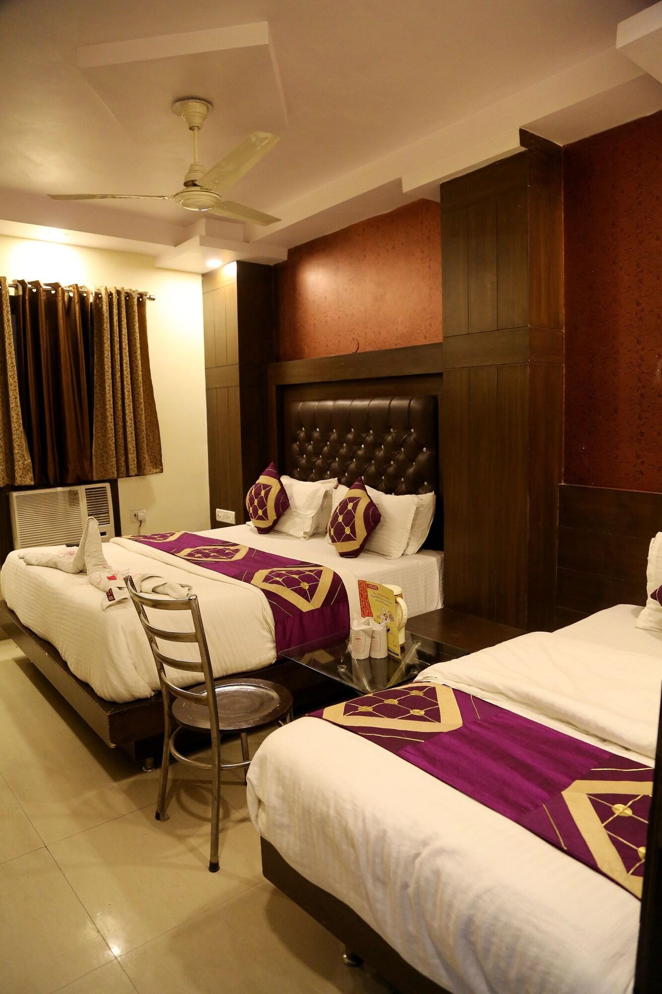Hotel Shivam International - A Well Hygiene Property All Staff Vaccinated " Új-Delhi Kültér fotó