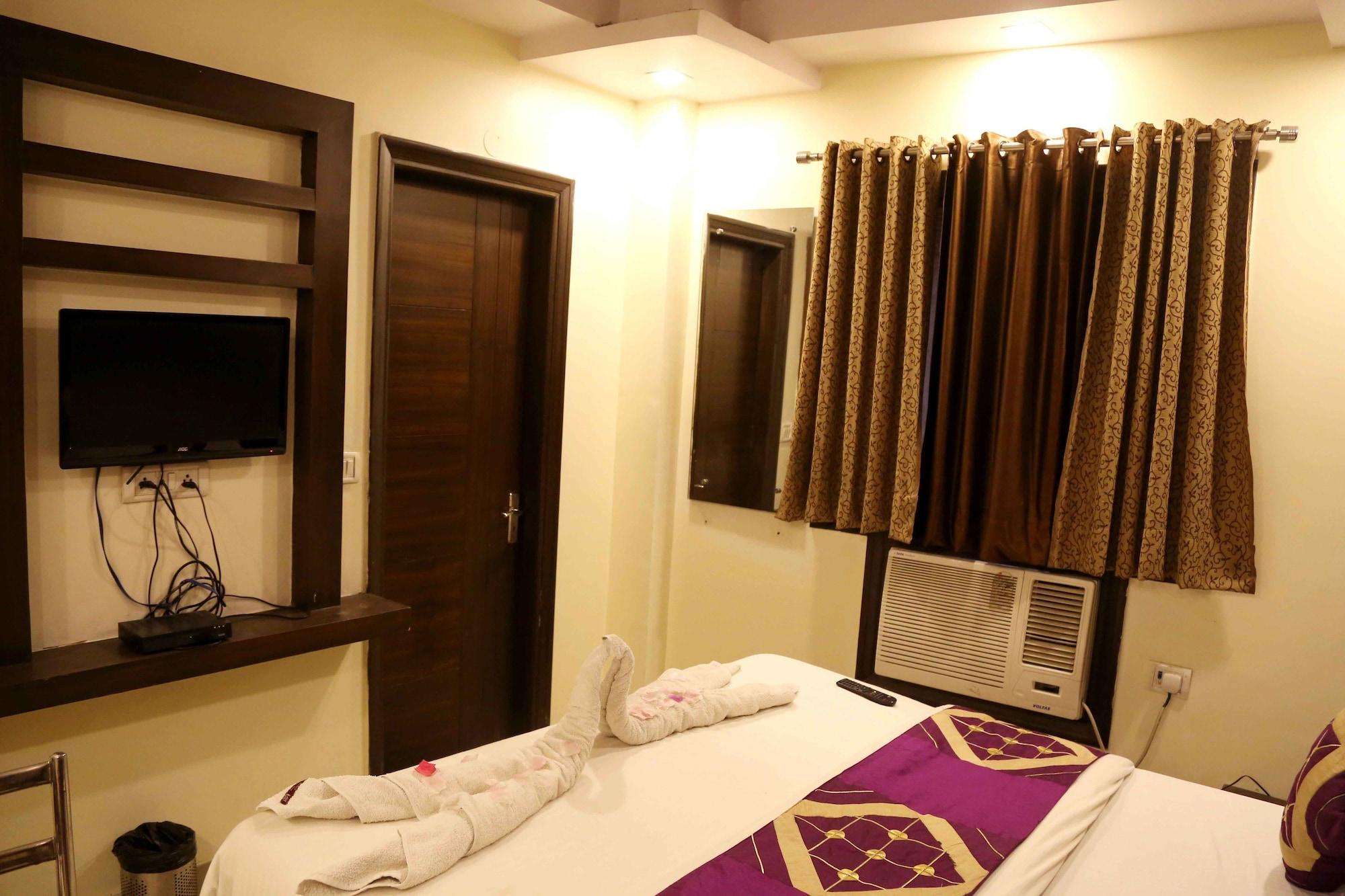 Hotel Shivam International - A Well Hygiene Property All Staff Vaccinated " Új-Delhi Kültér fotó